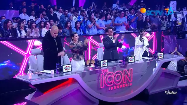 The Icon Indonesia: Dua Finalis Dapatkan Standing Ovation Semua Juri di Babak Top 7 Final