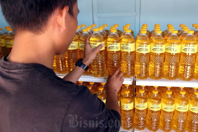 Mendag Ancam Blacklist Pedagang yang Jual Minyakita di Atas HET Rp15.700/Liter