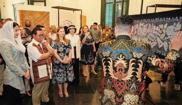 Pramono apresiasi Pameran Threads of Wax bentuk kolaborasi RI-Hungaria
