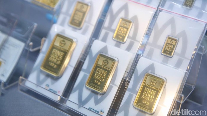 Harga Emas Antam Tak Bergerak, Masih Dijual Semahal Ini