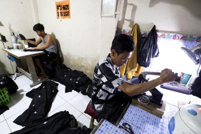 Kena PHK, Sebagian Buruh Tekstil Beralih Buka Bisnis Konveksi