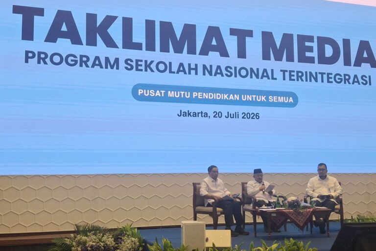 Mendikdasmen: Baru 4 Persen SMP dan SMA Masuk Capaian Kualitas Baik