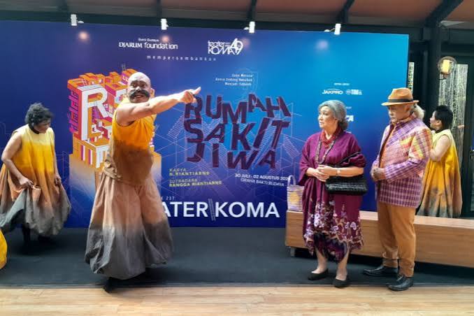 Rangga Riantiarno akan Sutradarai Teater Koma dalam Lakon “Rumah Sakit Jiwa” Karya N. Riantiarno