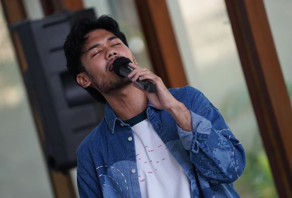 Nuca Buat Sobat Nuca Menangis dengan Lagu Satu Hari Bersamamu di Event ‘[LAGI] Sama Nuca’