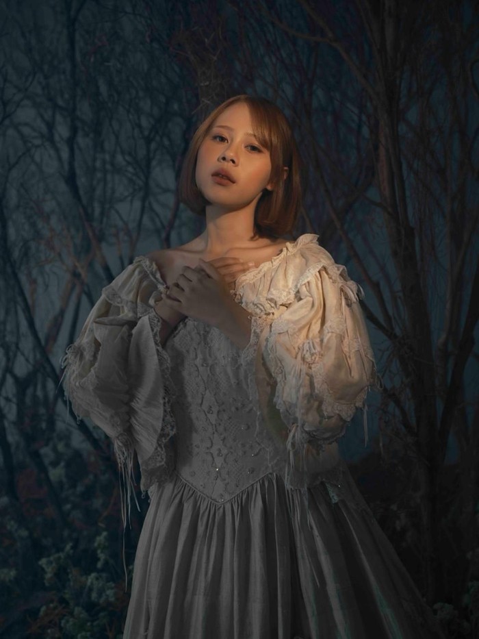Nadin Amizah Rilis Moonlight, Lagu Arsip Zaman SMA Jadi Gerbang ke Semesta Laika